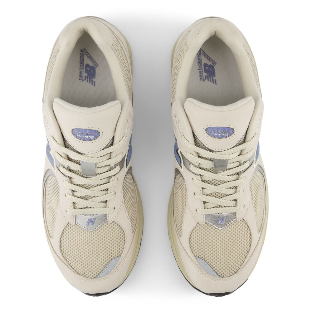 NB 2002 Beige