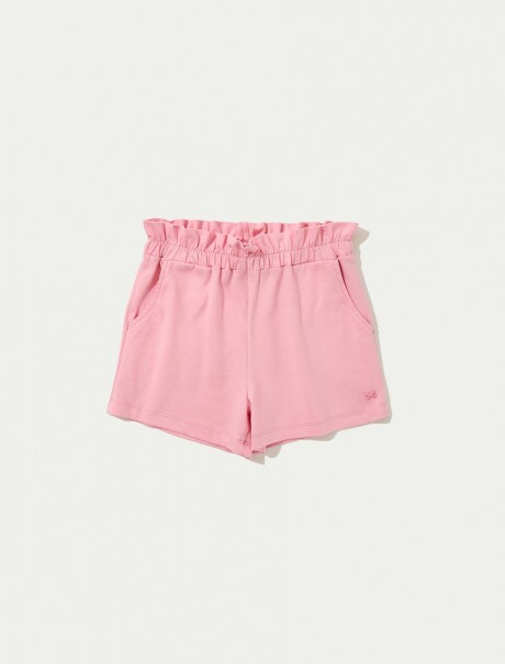 SHORT BÁSICO CON BOLSILLOS Y BORDADO ROSADO
