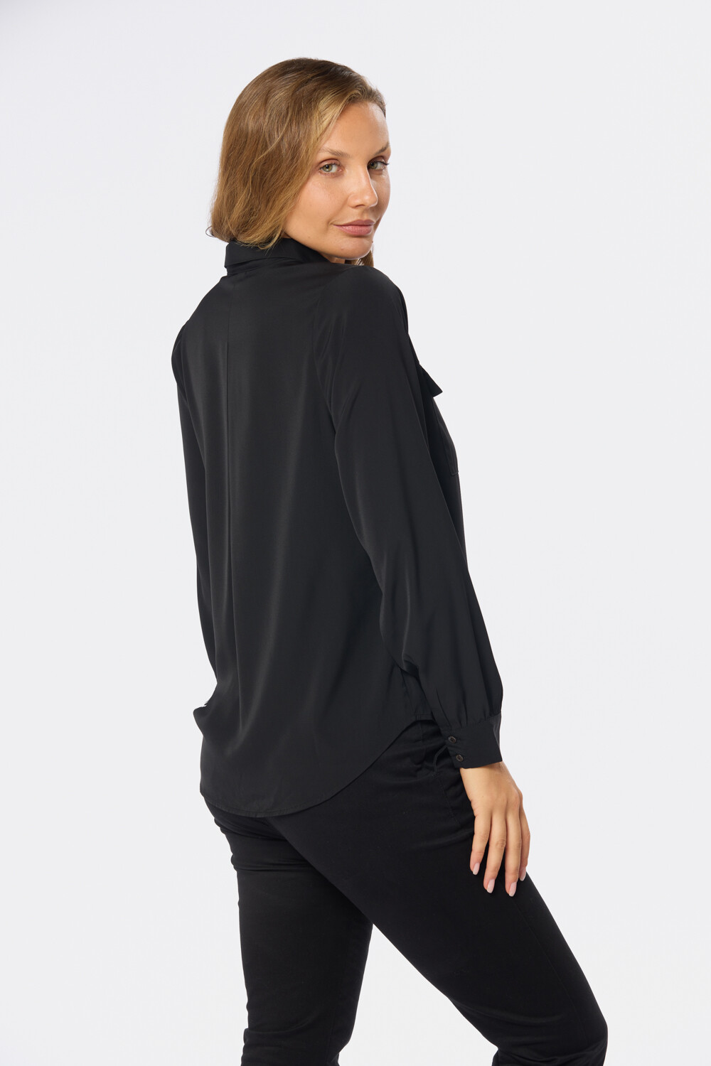 BLUSA MANGA LARGA Negro