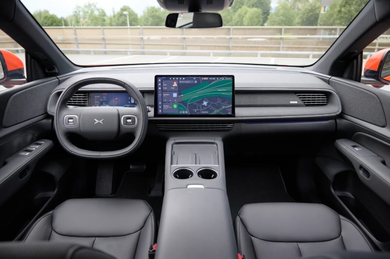 1-g6-interior.jpg