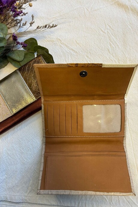 Billetera Lirio Beige, mostaza y blanco