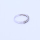 Anillo medio sin fin oro 18k blanco con 7 brillantes engarce 4 puntas. Anillo medio sin fin oro 18k blanco con 7 brillantes engarce 4 puntas.
