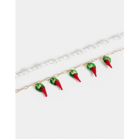 Collar Corto Con Perlas Dorado