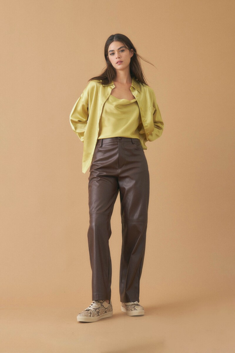 Top satinado con escote drapeado verde musgo