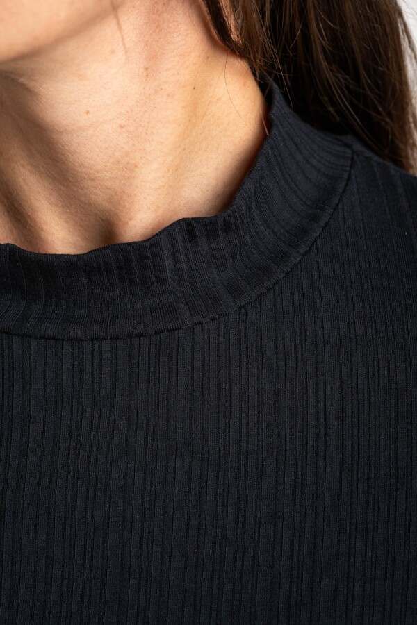 Polera Negro