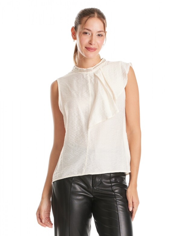 Blusa Drapeada & Cuello Bordado CRUDO