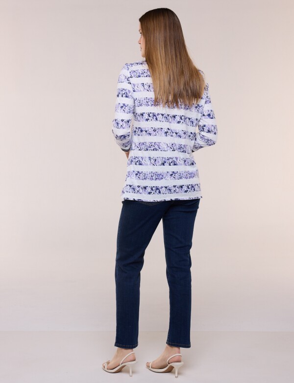 Remera Estampada Escote V LAVANDA/MULTI