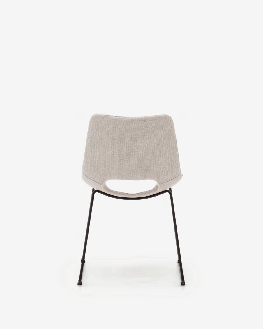 Silla Zahara beige y patas de acero con acabado negro Silla Zahara beige y patas de acero con acabado negro