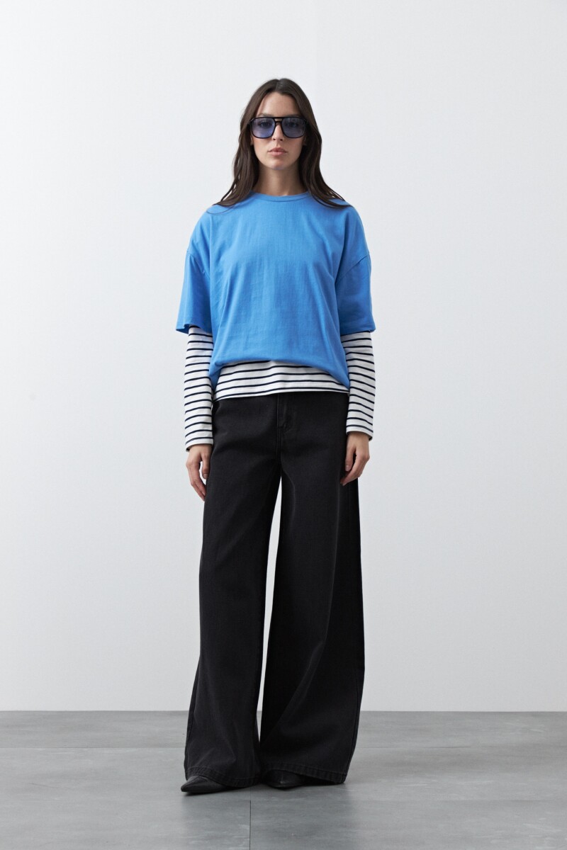 REMERA ERICA Azul Regata