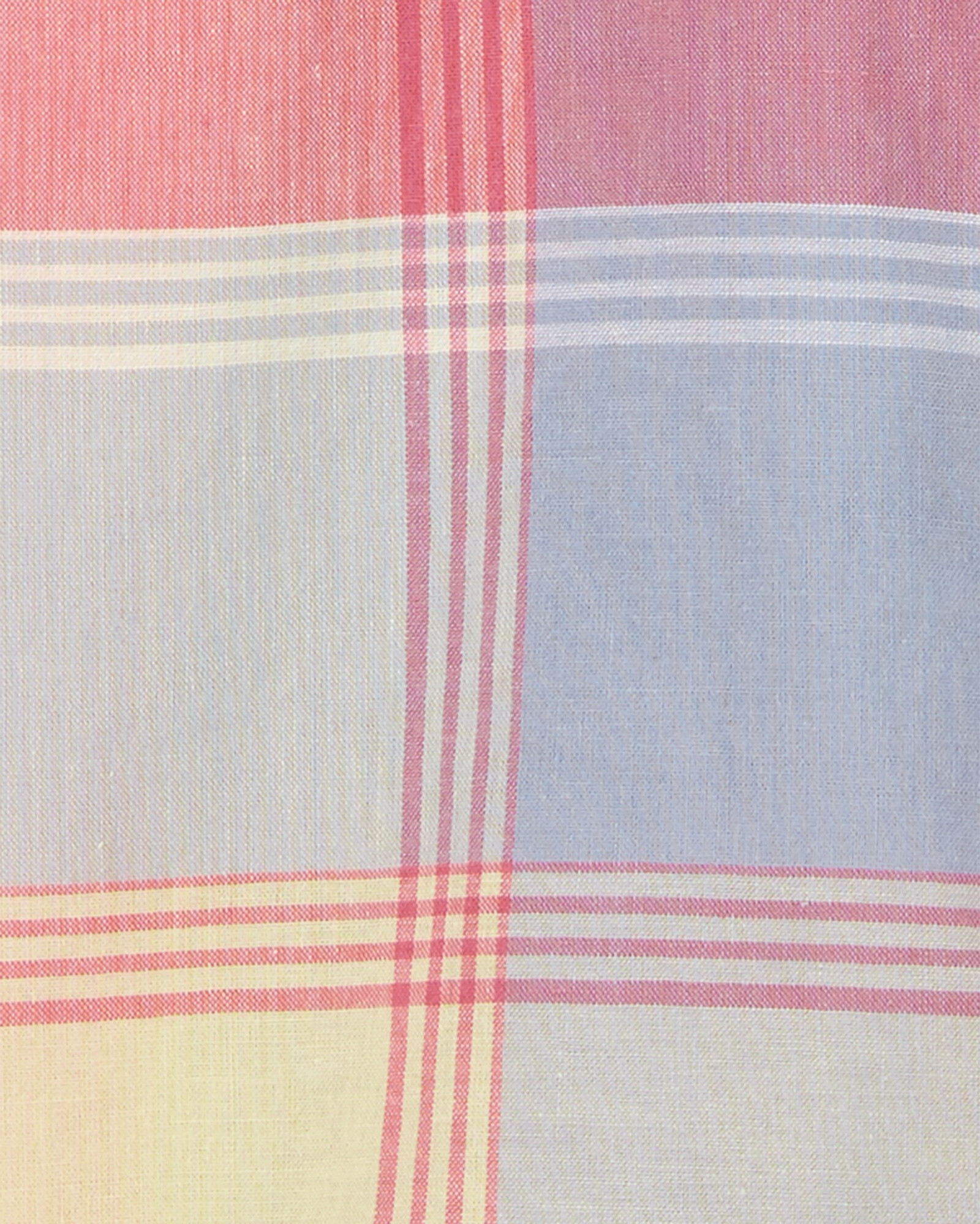 Camisa de algodón manga corta diseño escocés. Talles 2-5T Sin color