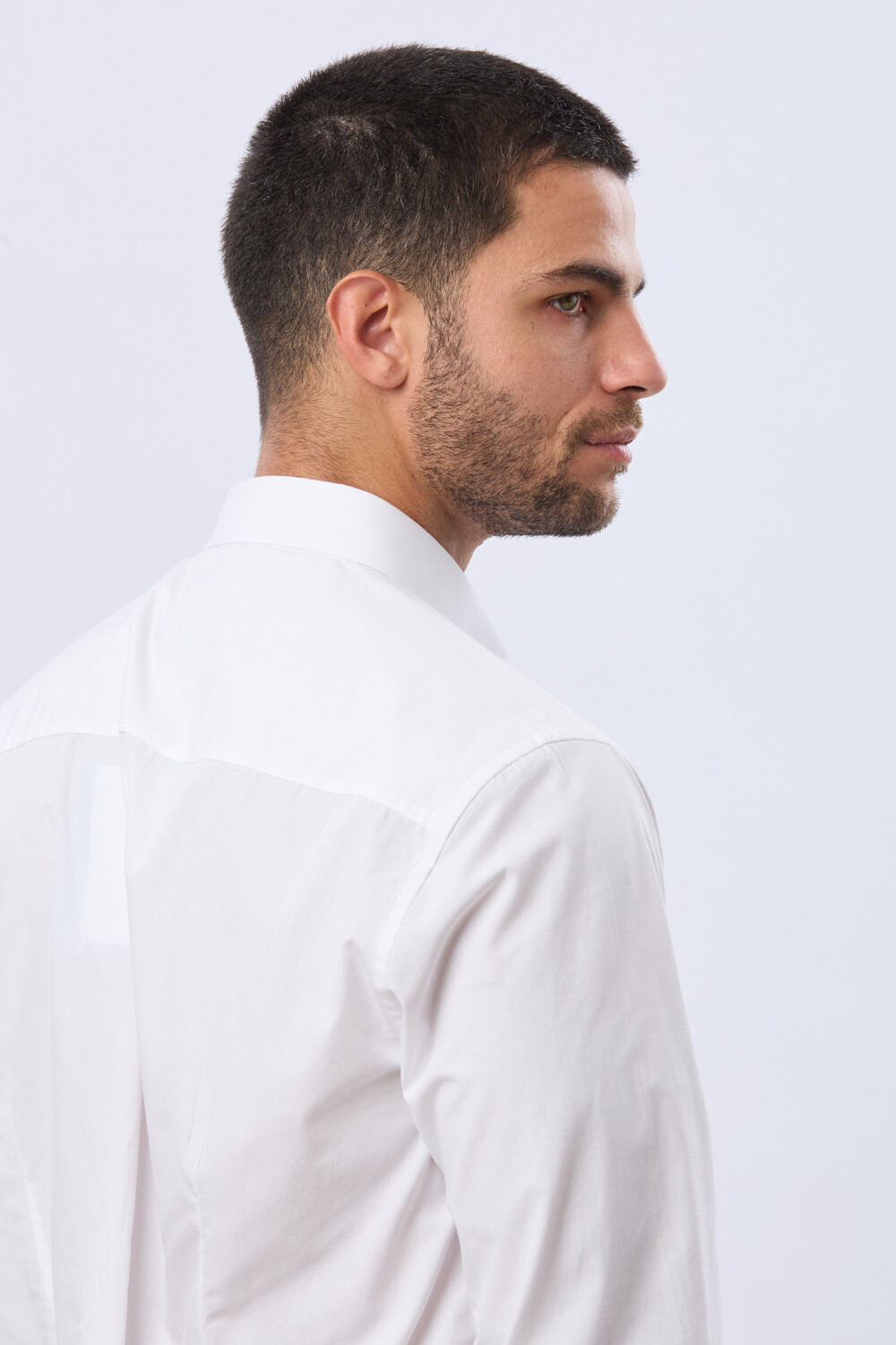 CAMISA LISA DE VESTIR ENTALLADA Blanco