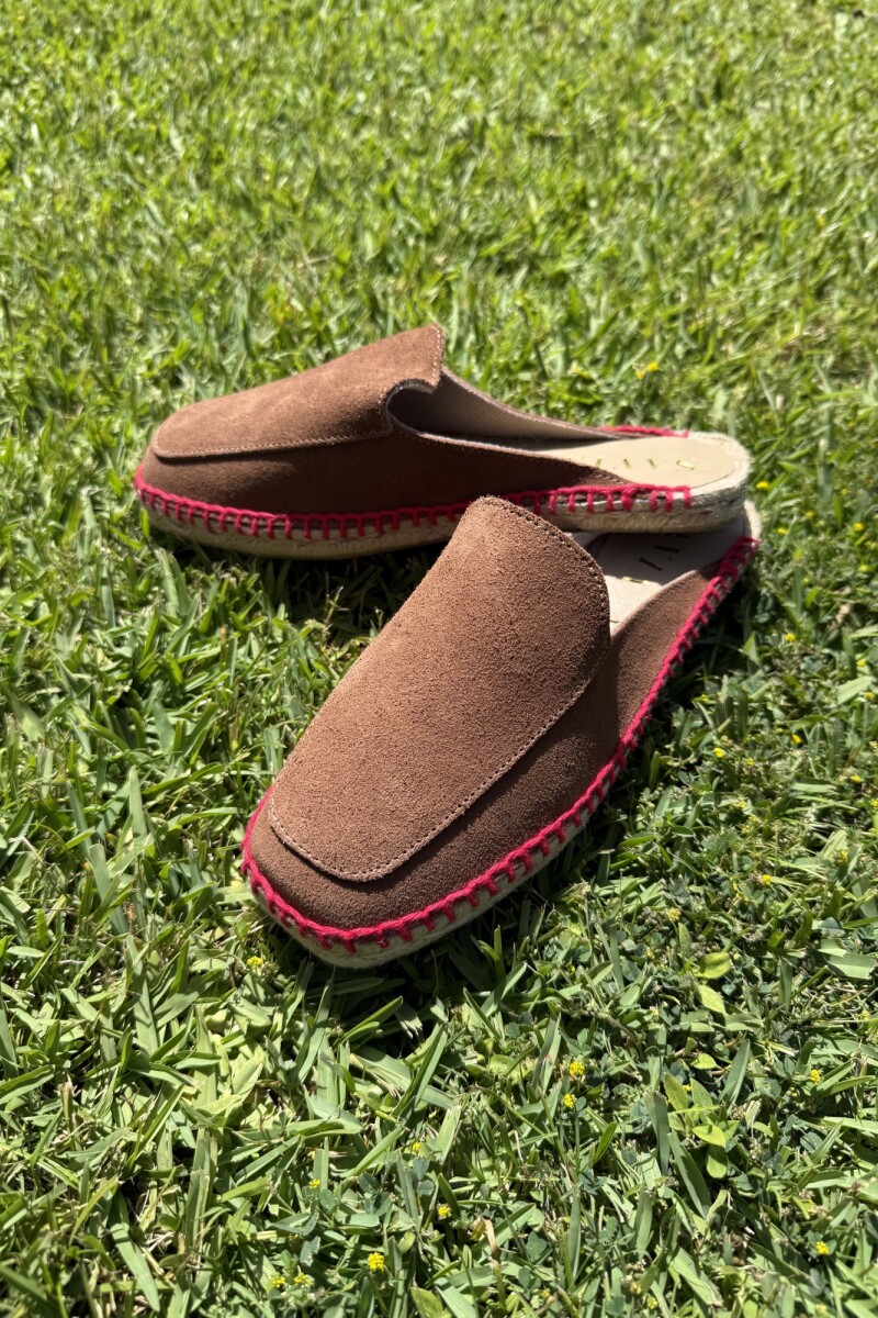 ZUECO PEACH Chocolate