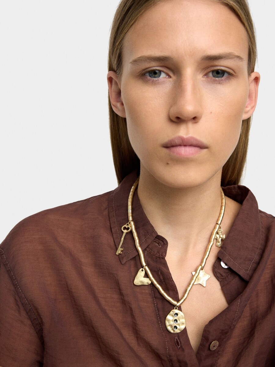 Collar Dorado Con Colgantes dorado