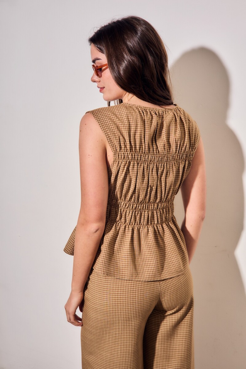 Blusa Fruncida Marron