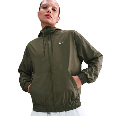 Abrigo Nike Sportswear Classic Wovens De Mujer Verde