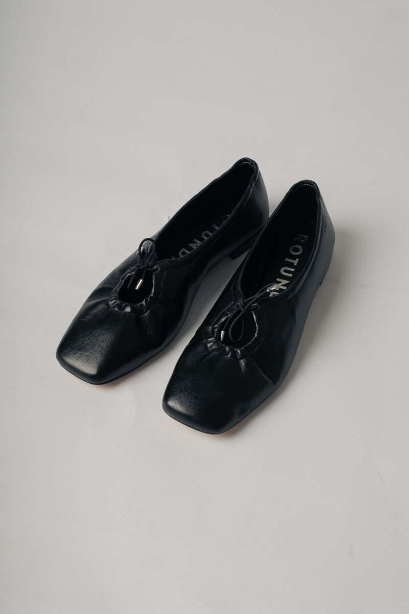 Beli Black