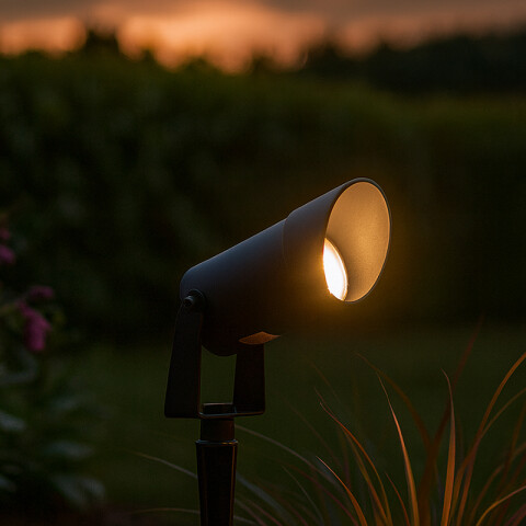 Spot pincho negro GU10 IP65 h:30cm c/visera ZU0211