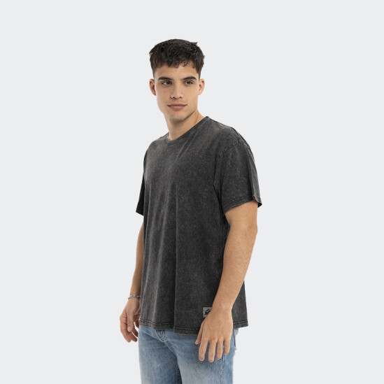 Remera Reef Oversize Front Woven Label Negro