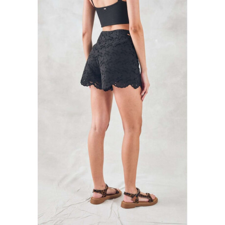 Short Broderie Negro