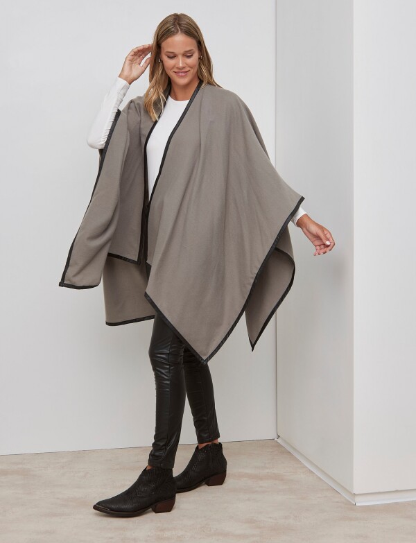 Ruana Soft Det Ribet GRIS
