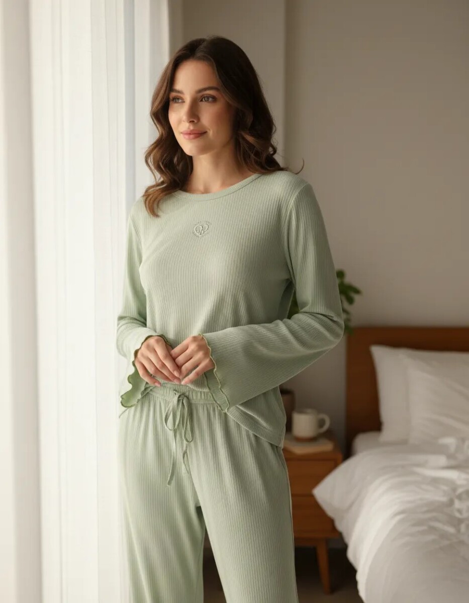 Pijama M/Larga Love Verde 