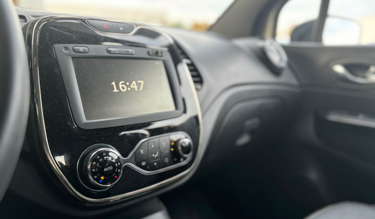 Renault Captur 1,6 CVT Intense - 2021 Renault Captur 1,6 CVT Intense - 2021