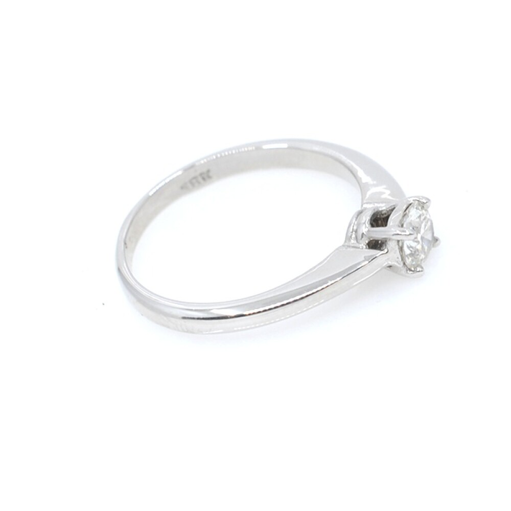Anillo solitario en oro 18k y brillante Anillo solitario en oro 18k y brillante