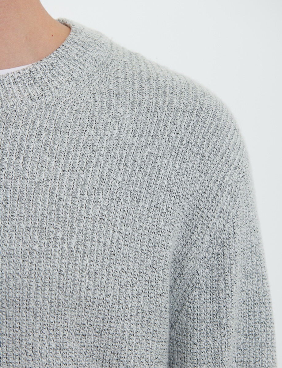 470344 SWEATER FERAUD Gris