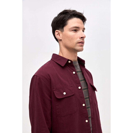 Sobrecamisa Lukas Bordo