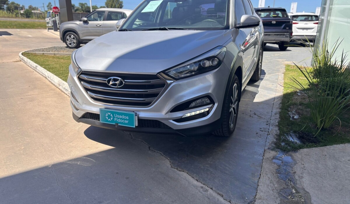 Hyundai Tucson 2.0 GLS Limited AT 4WD - 2016 Hyundai Tucson 2.0 GLS Limited AT 4WD - 2016
