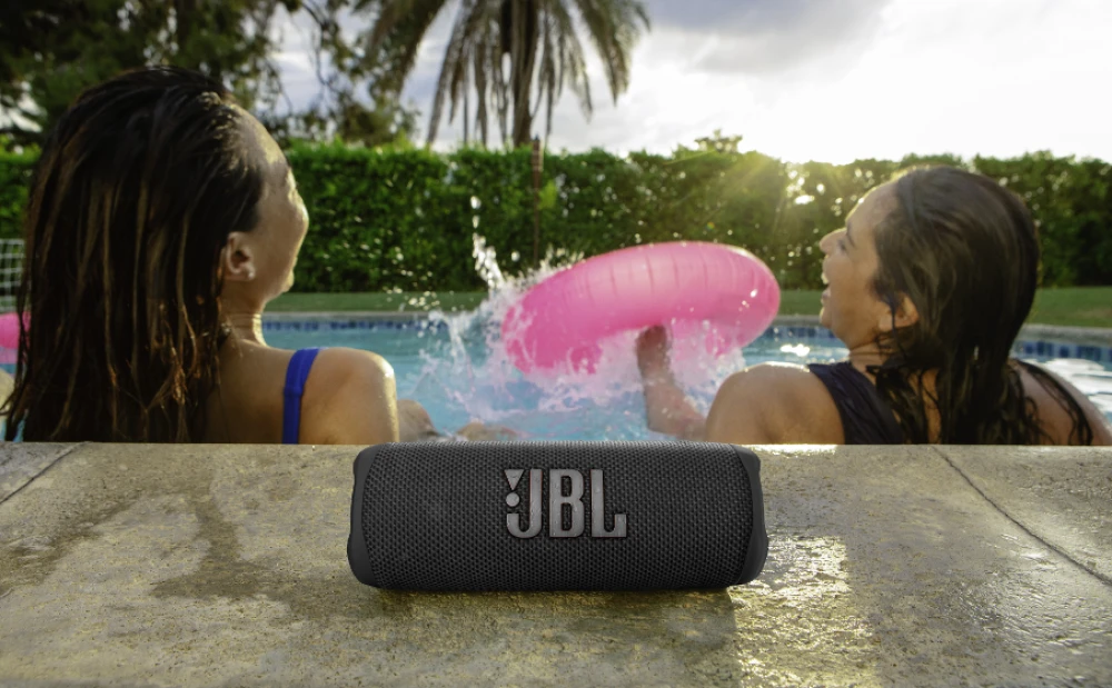 JBL Flip 6 Resistente al polvo y el agua conforme a la norma IP67 - Image