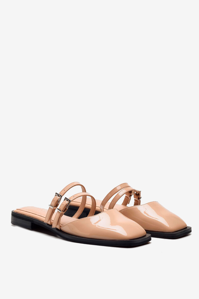 MARE MULE Nude