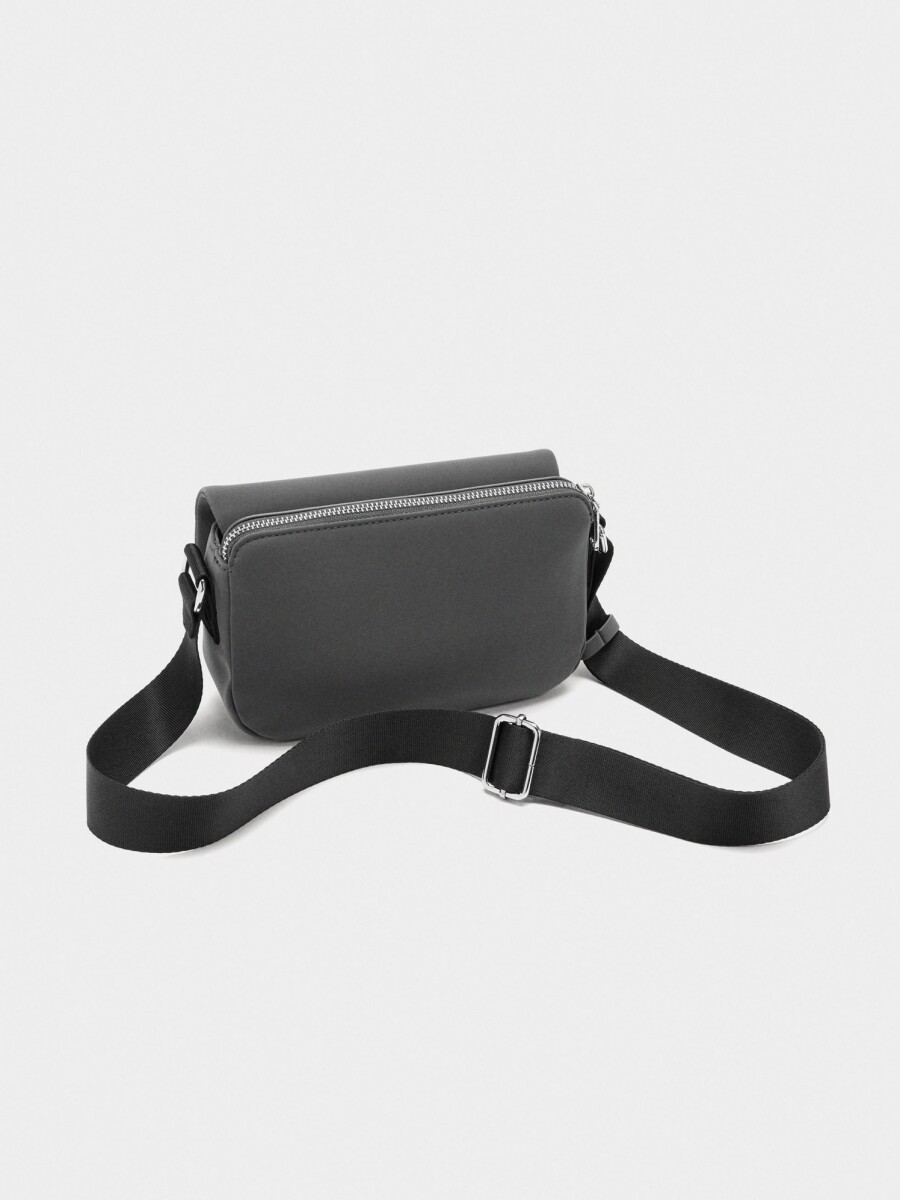 Bolso Bandolera Con Solapa Textura Suave gris