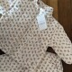 Conjunto de campera y pantalón Bisou Conjunto de campera y pantalón Bisou
