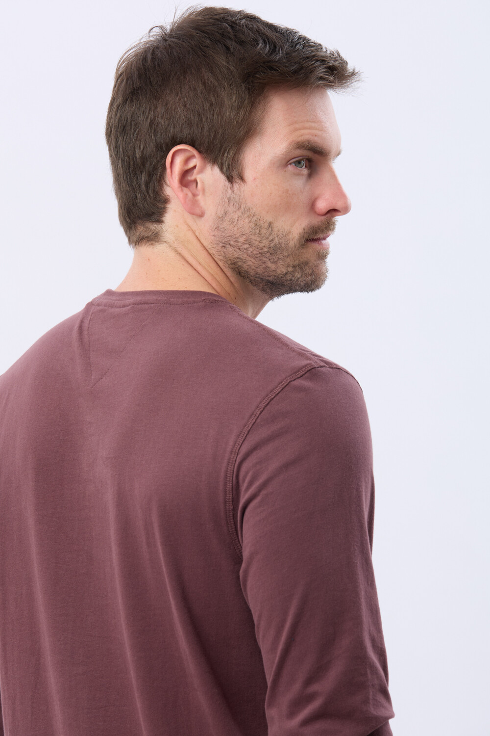 REMERA ESTAMPADA DE ALGODÓN BORDO