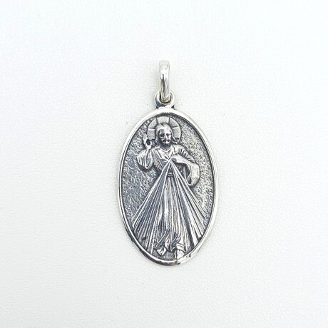 Medalla religiosa de plata 925, Virgen de Medjugore y cristo. Medalla religiosa de plata 925, Virgen de Medjugore y cristo.