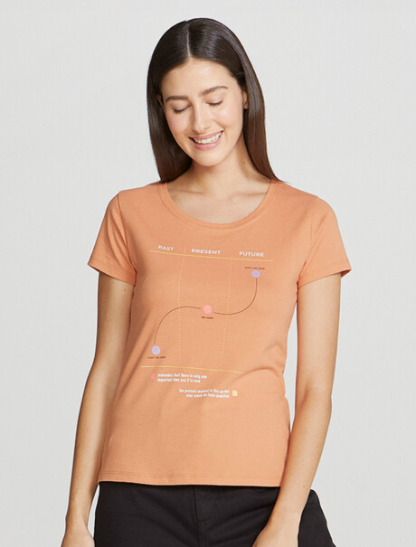 CAMISETA FEMENINA MANGA CORTA CON ESTAMPA NARANJA