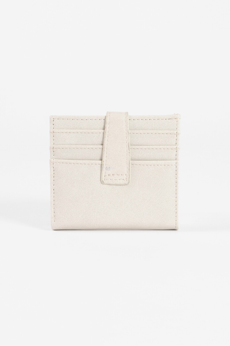 Tarjetero flap shinny crudo