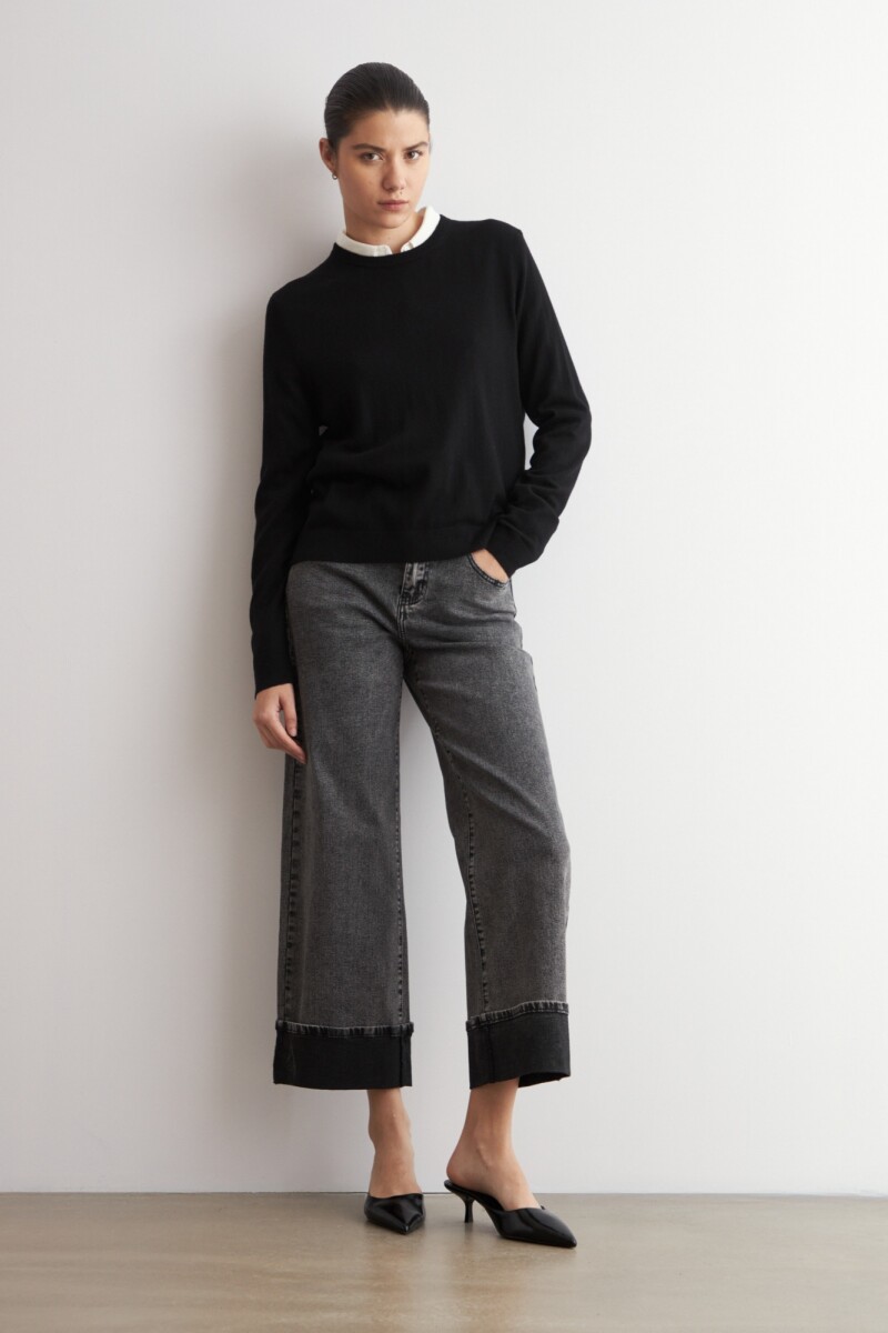 Sweater clásico negro