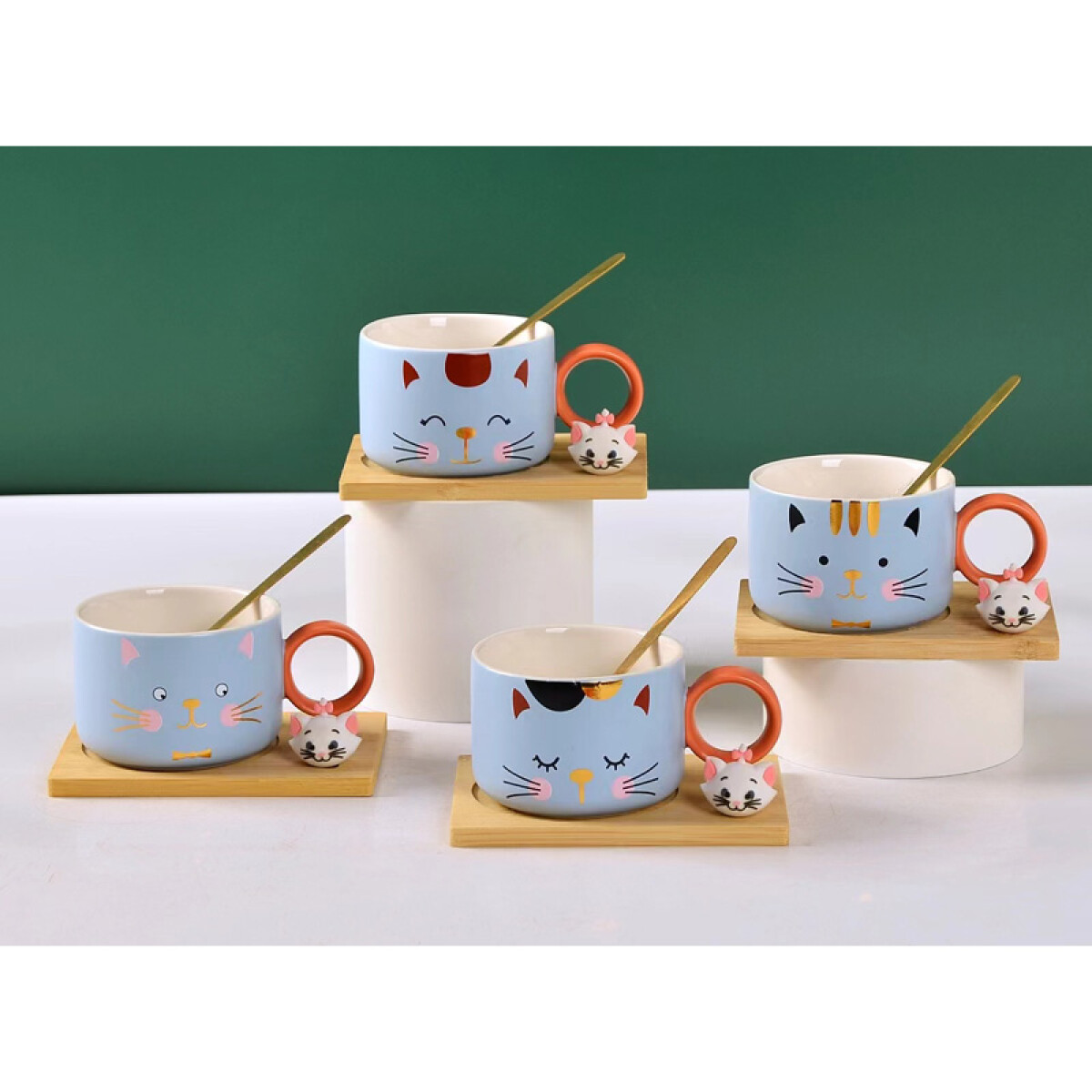 Taza de Ceramica con Cuchara y Base de Madera 