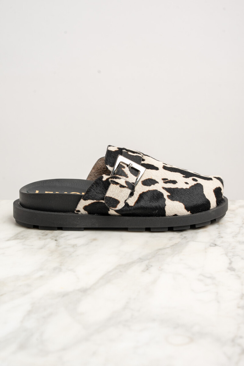 Zueco Cuero Vaca - Negro 