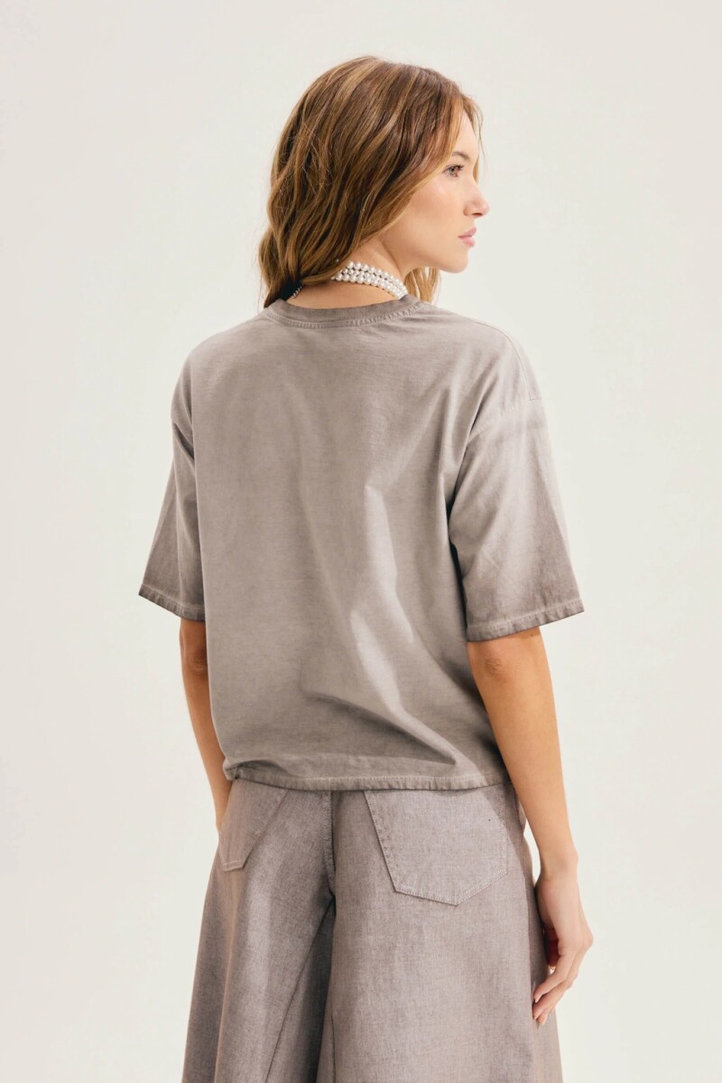 REMERA REGULAR Gris