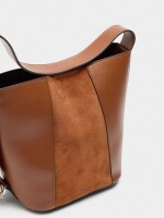 Bolso Bombonera Con Detalles De Piel camel