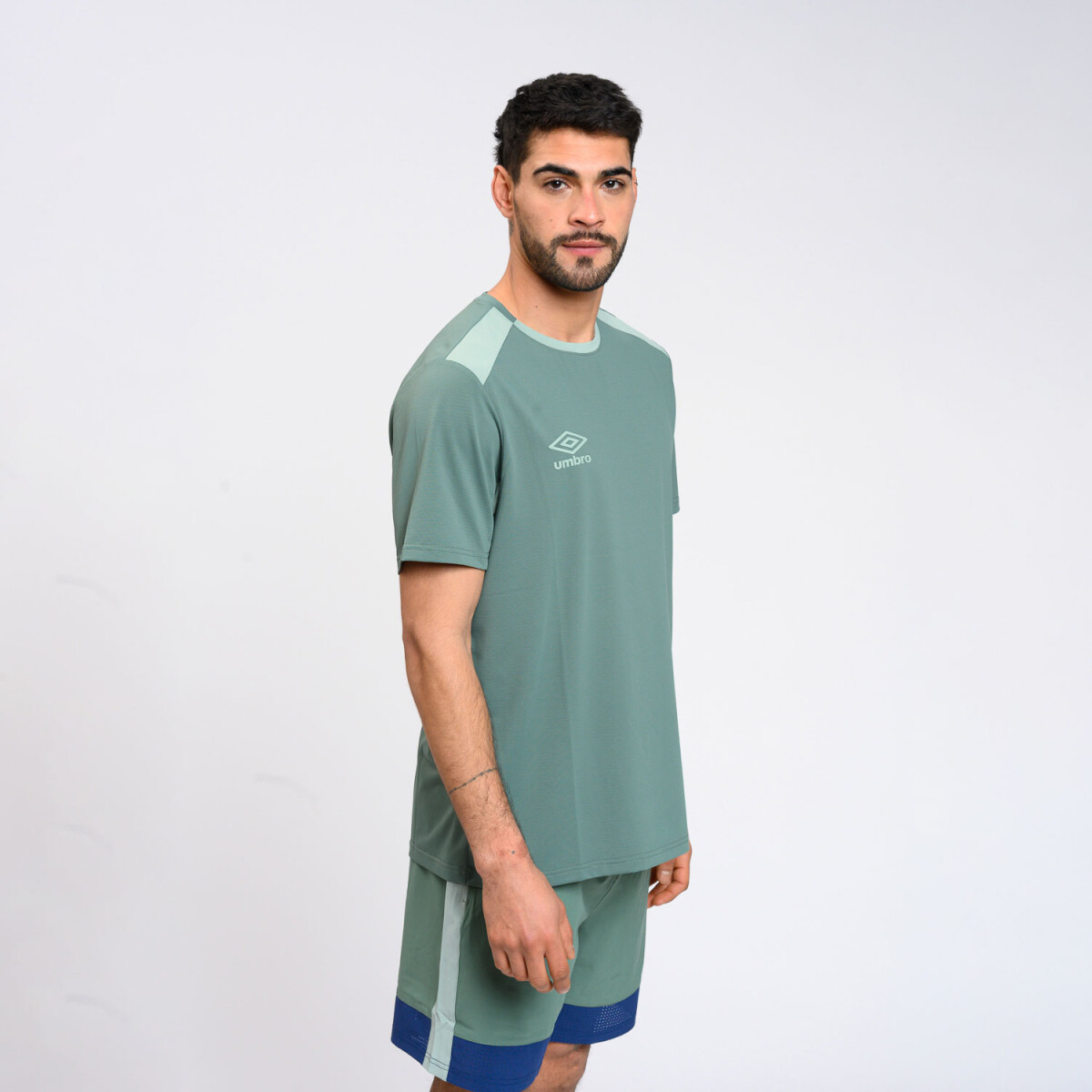 REMERA NUO HOMBRE Umbro Hombre - 00v 