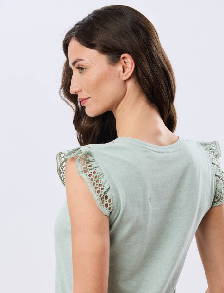 REMERA DE ALGODÓN CON BRODERIE Verde