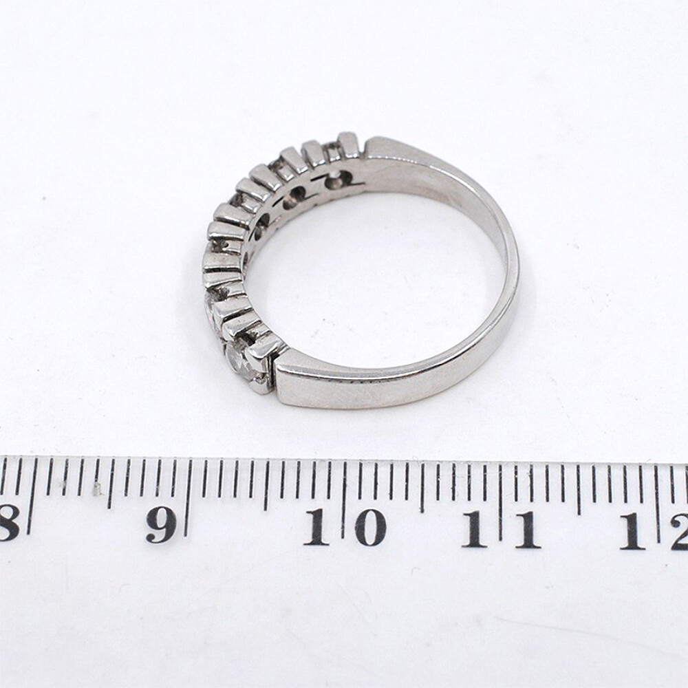 Anillo Medio Sin Fin En Oro Blanco 18K Anillo Medio Sin Fin En Oro Blanco 18K