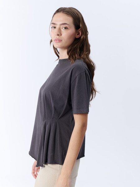 Remera manga corta pinzas laterales Gris Oscuro