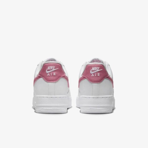 Champion Nike Moda Dama Air Force 1 '07 Ess Trnd White/Desert Berry S/C