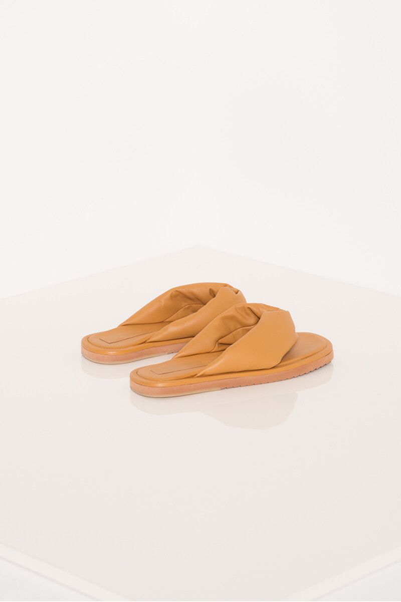 SANDALIA YOKO Camel