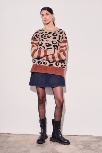 Sweater Animal Print Mangas Rayadas Multi
